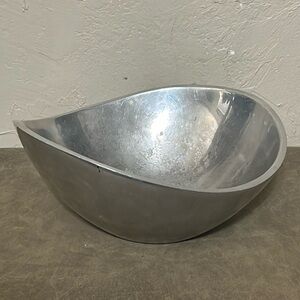 Nambe 569 Bowl